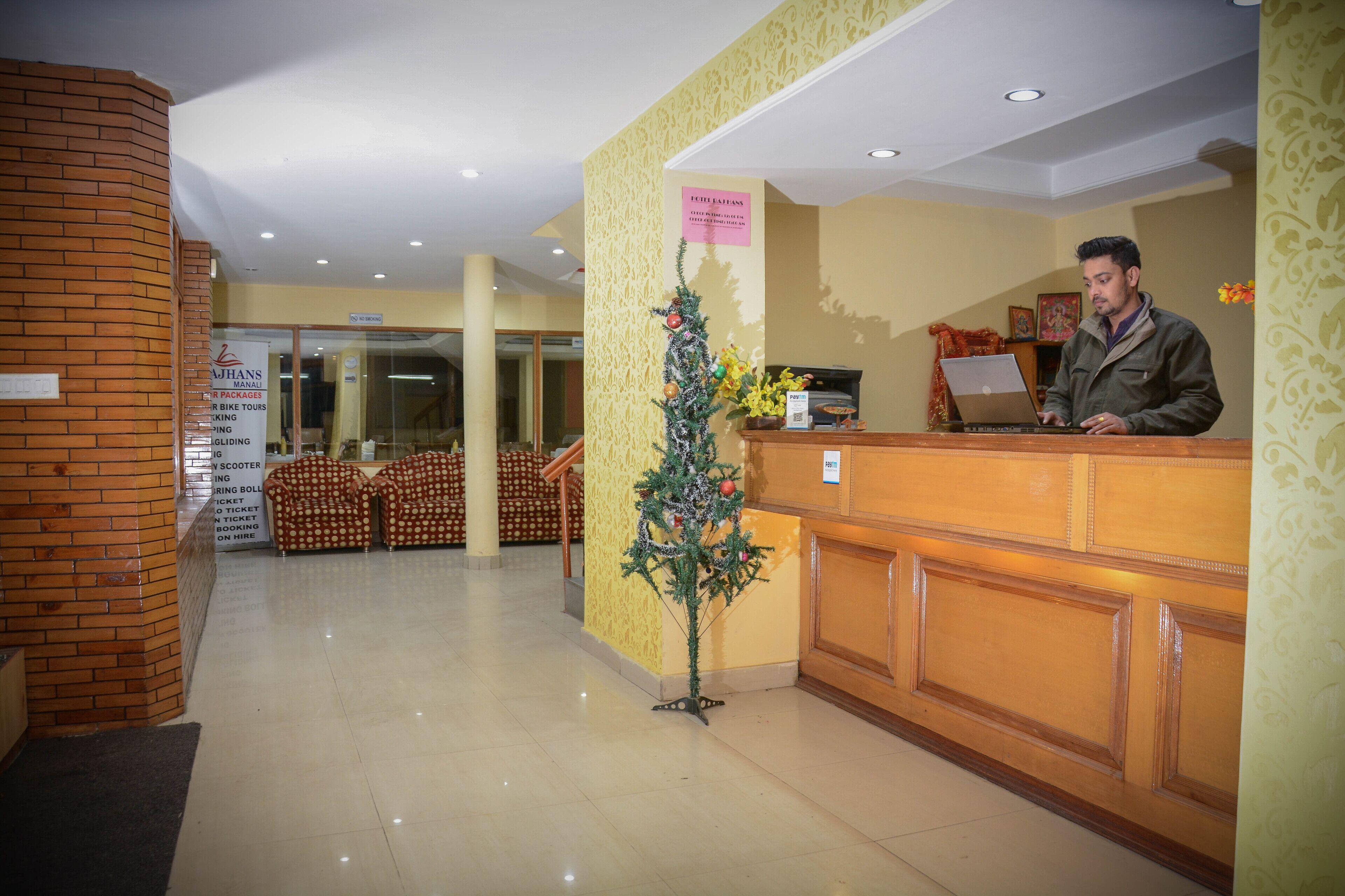 Hotel Rajhans Manali - Manali (Himachal Pradesh) — Photos 3